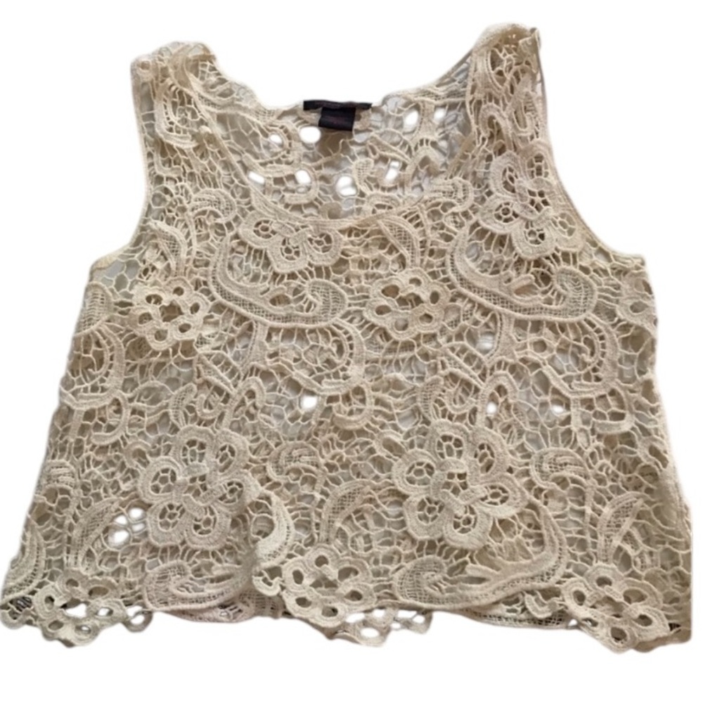 Imaginary Voyage size small Ivory lace cropped tank top